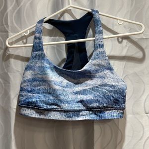 Lululemon invigorate bra